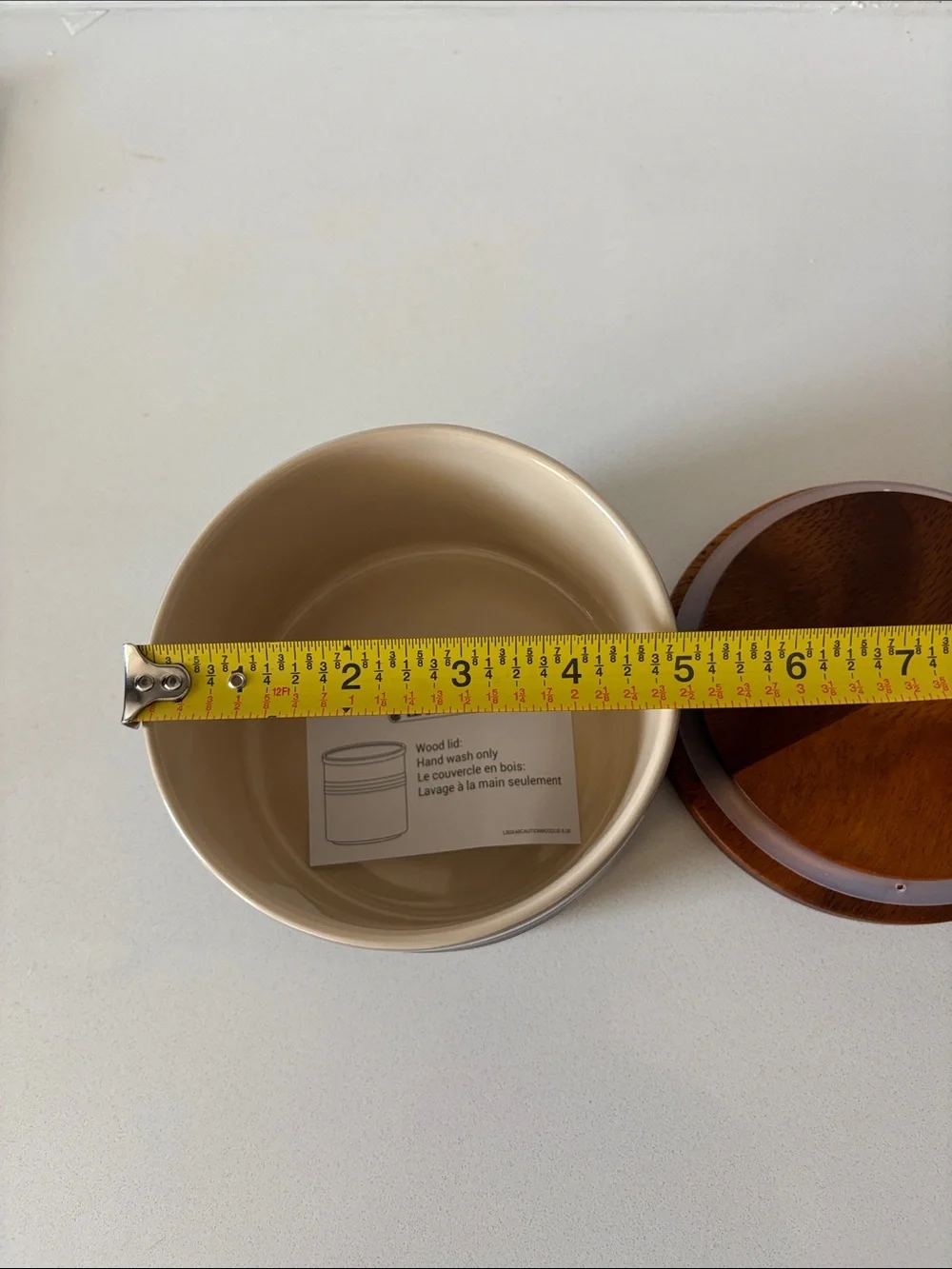 New - Le Creuset 16 oz Cannister with Wooden Lid